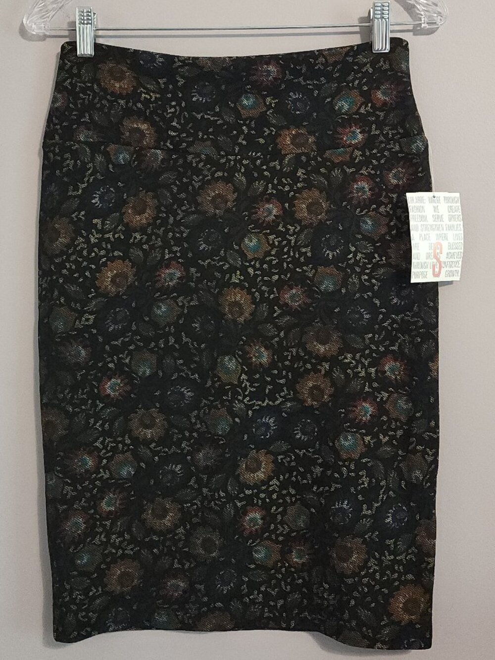 Colorful Floral Stretch Pencil Skirt - Size Small - Brand New - LulaRoe